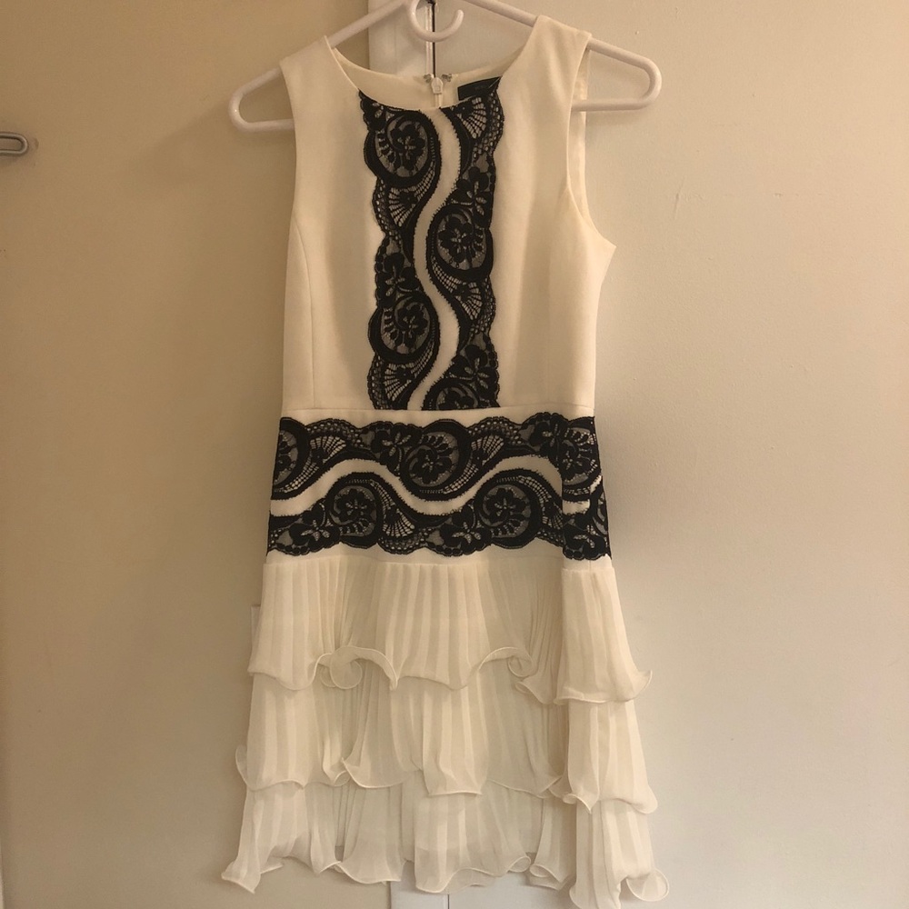 Off White BCBGMAXAZRIA Nanette Dress